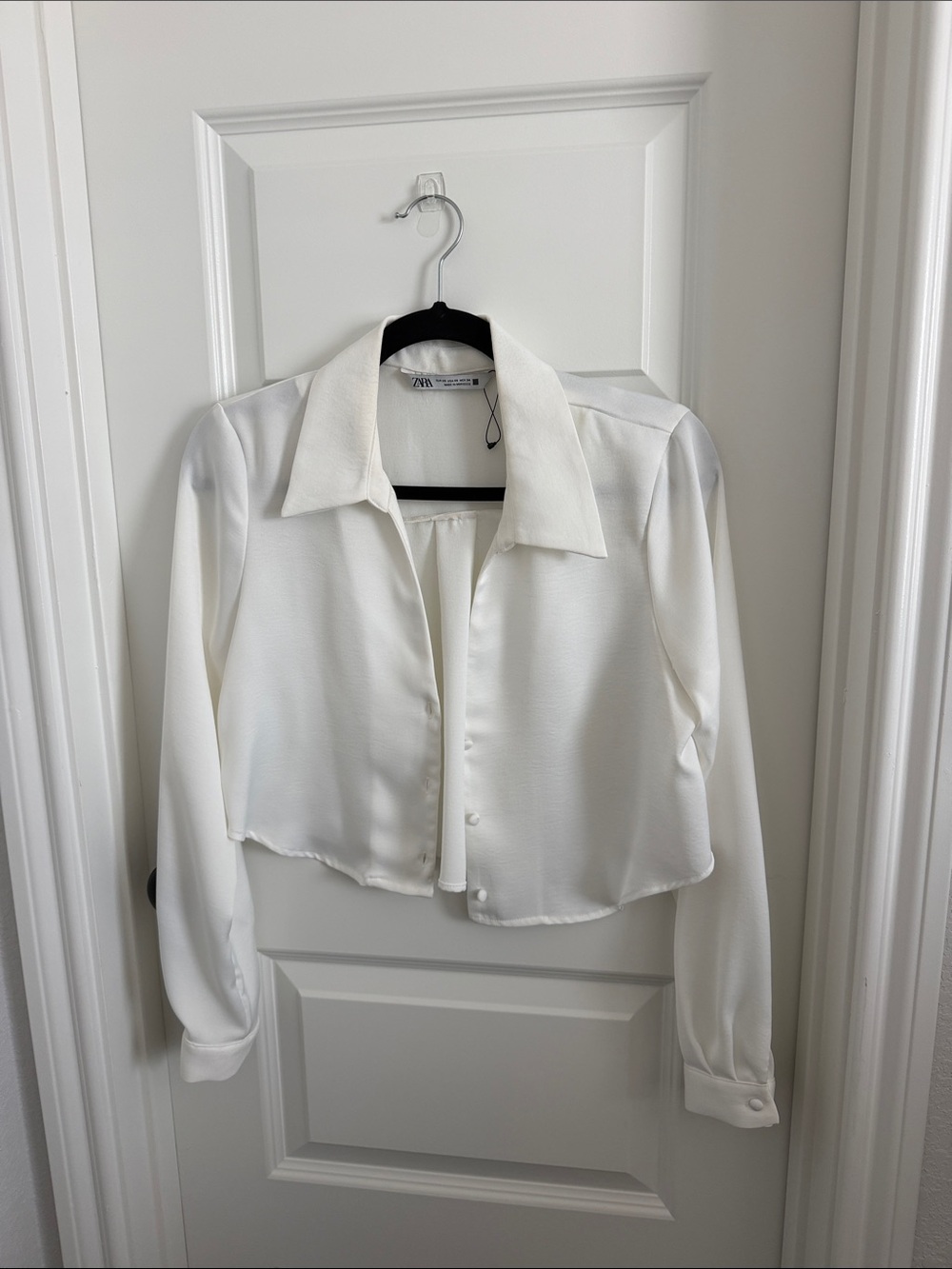 Zara White Satin-Look Cropped Button-Down Shirt